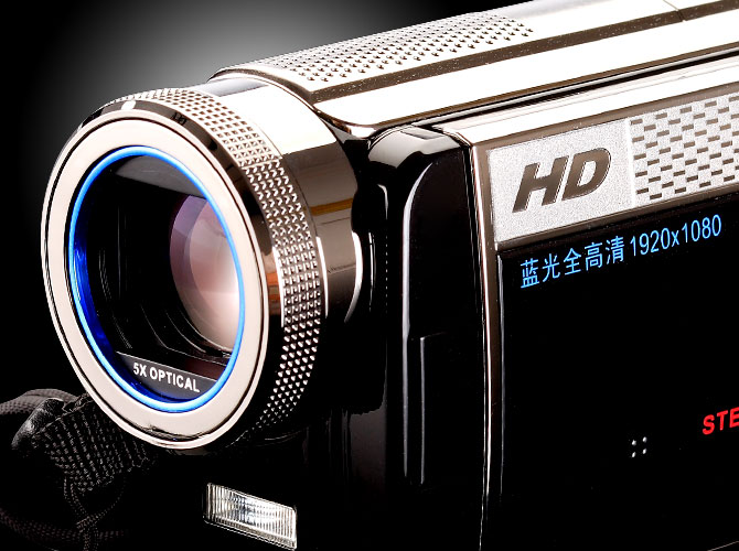 TCL拍摄的1080P全高清摄像机-1